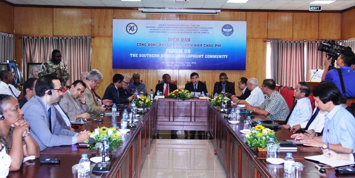 Southern African Development Community forum opens in Hanoi - ảnh 1